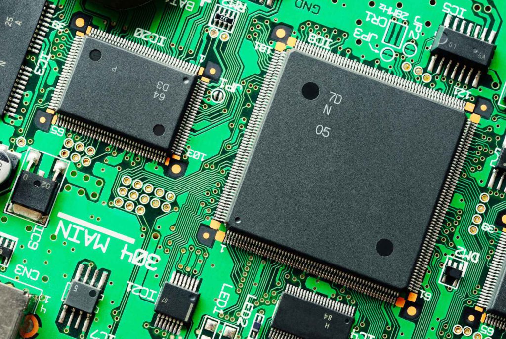 ¿Qué es la crisis de componentes que atraviesa la industria tecnológica? - artículo de GuruSoft