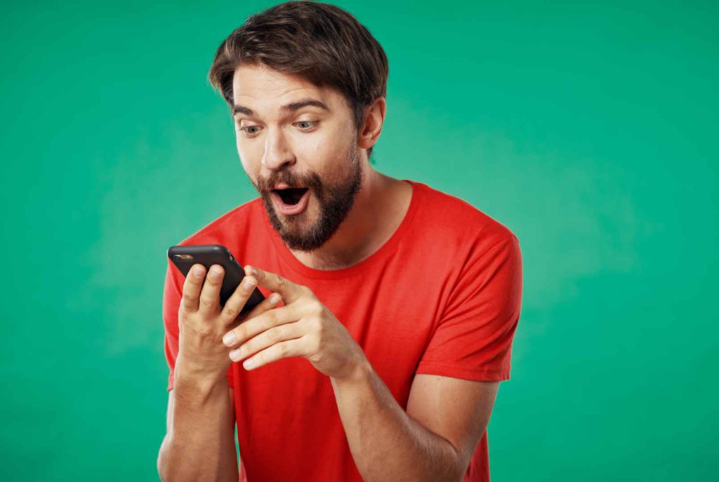 Publicidad 3D en Facebook e Instagram - artículo de GuruSoft