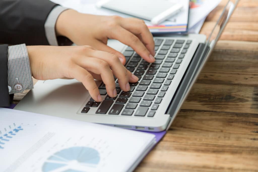 ¿Cómo actualizar datos ante la SET?