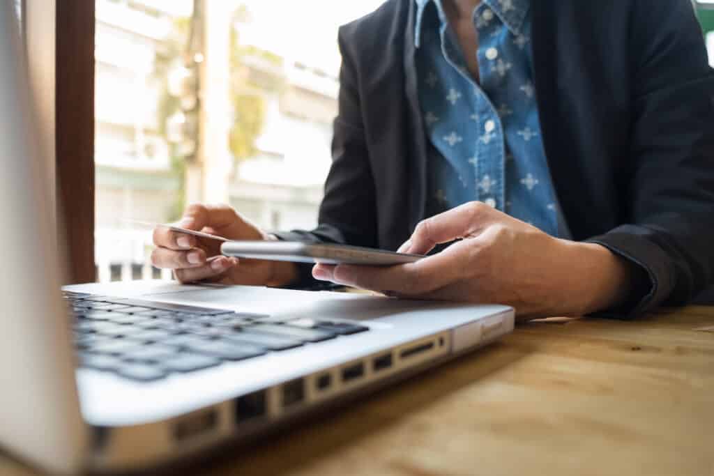 Avanza la Facturación Electrónica en Línea en Guatemala