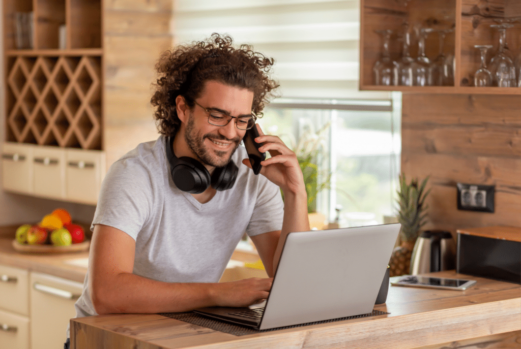 Cinco maneras de ganar productividad en el teletrabajo - artículo de GuruSoft