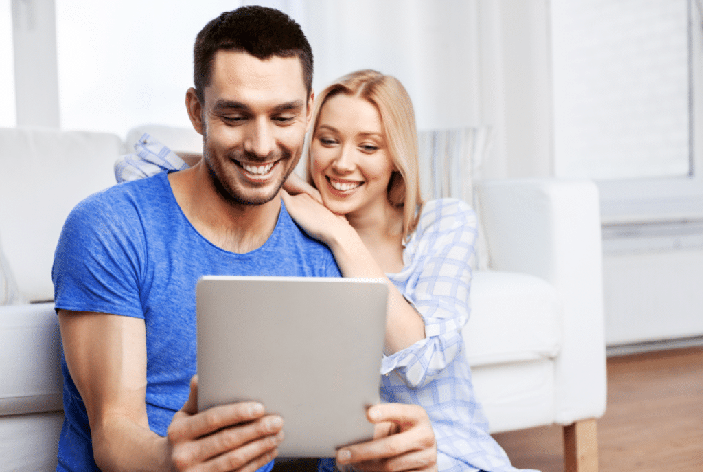 ¿Cómo enviar la Factura Electrónica a mi cliente de forma práctica? - artículo de GuruSoft