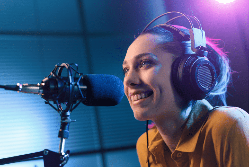 7 podcasts que todo emprendedor debe escuchar - artículo de GuruSoft