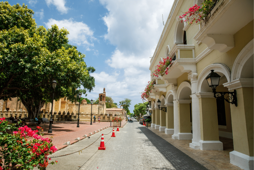 Estos son los requisitos para ser emisor electrónico en República Dominicana - artículo de GuruSoft
