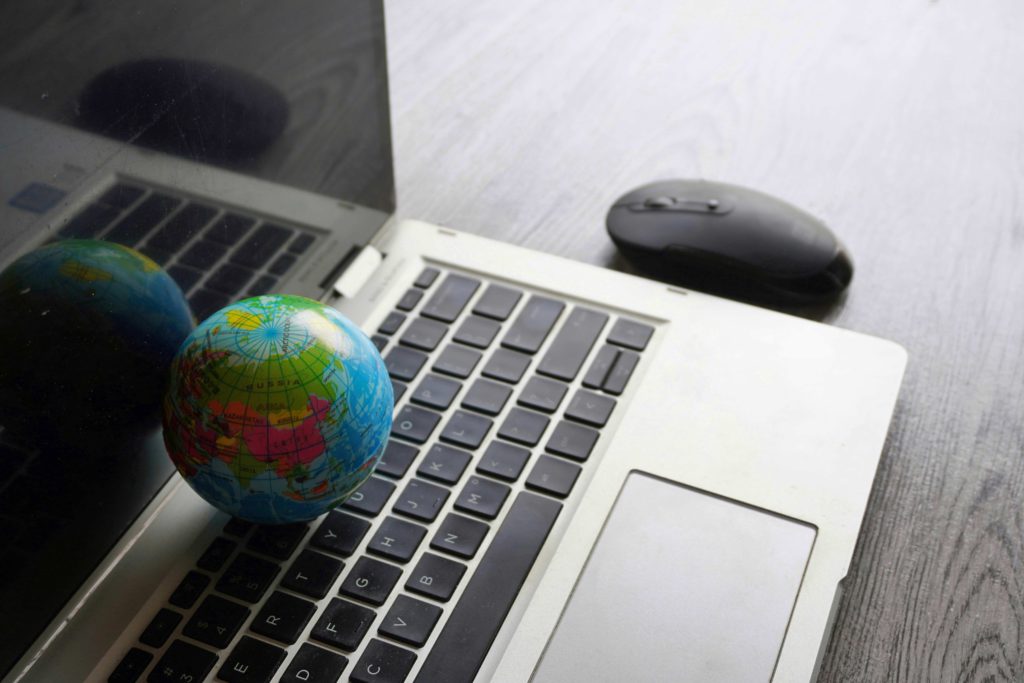 How many countries will require e-invoicing in the next few years? - artículo de GuruSoft